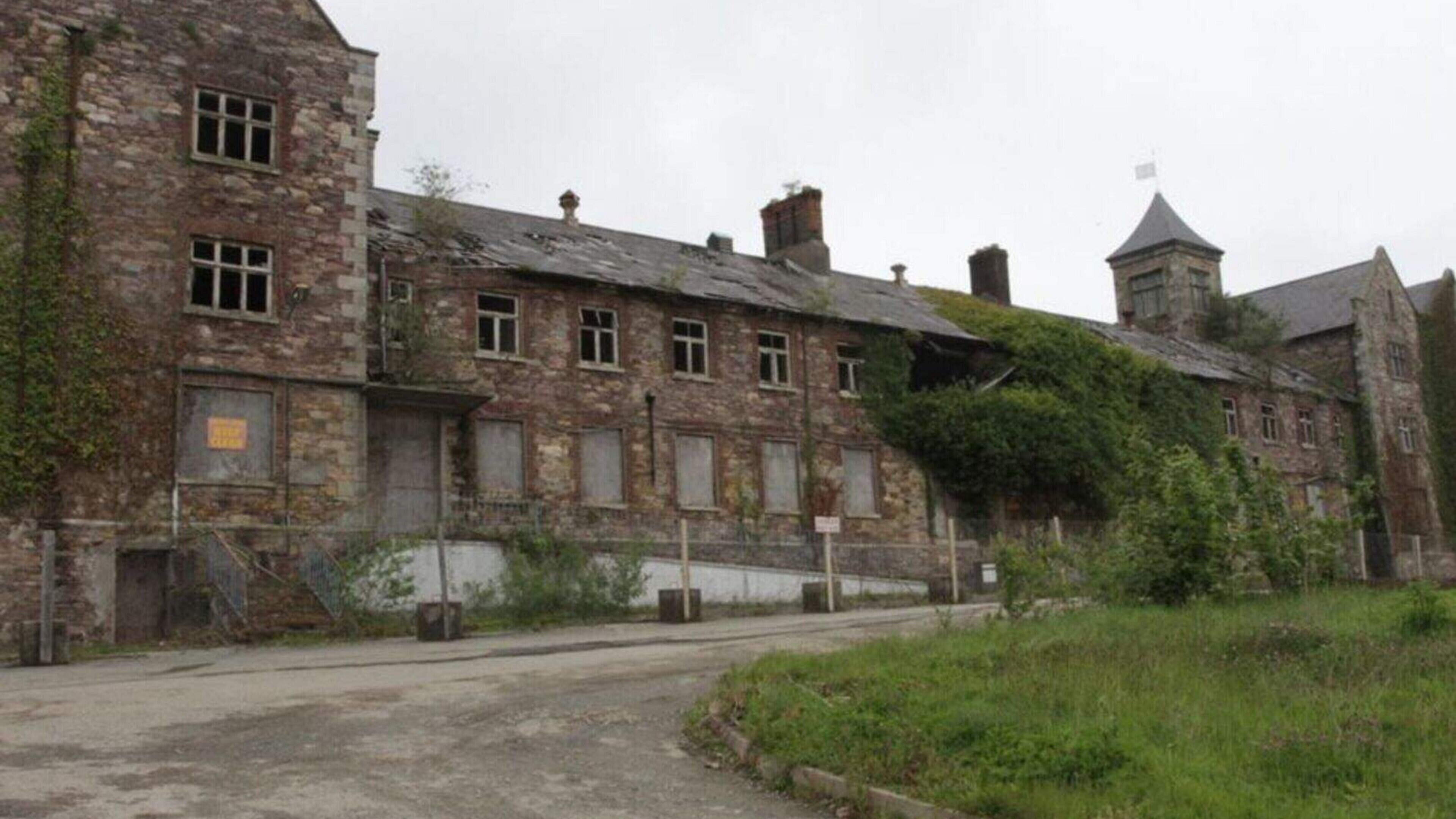 HSE has still not paid almost €400,000 it owes local councils in derelict site levies